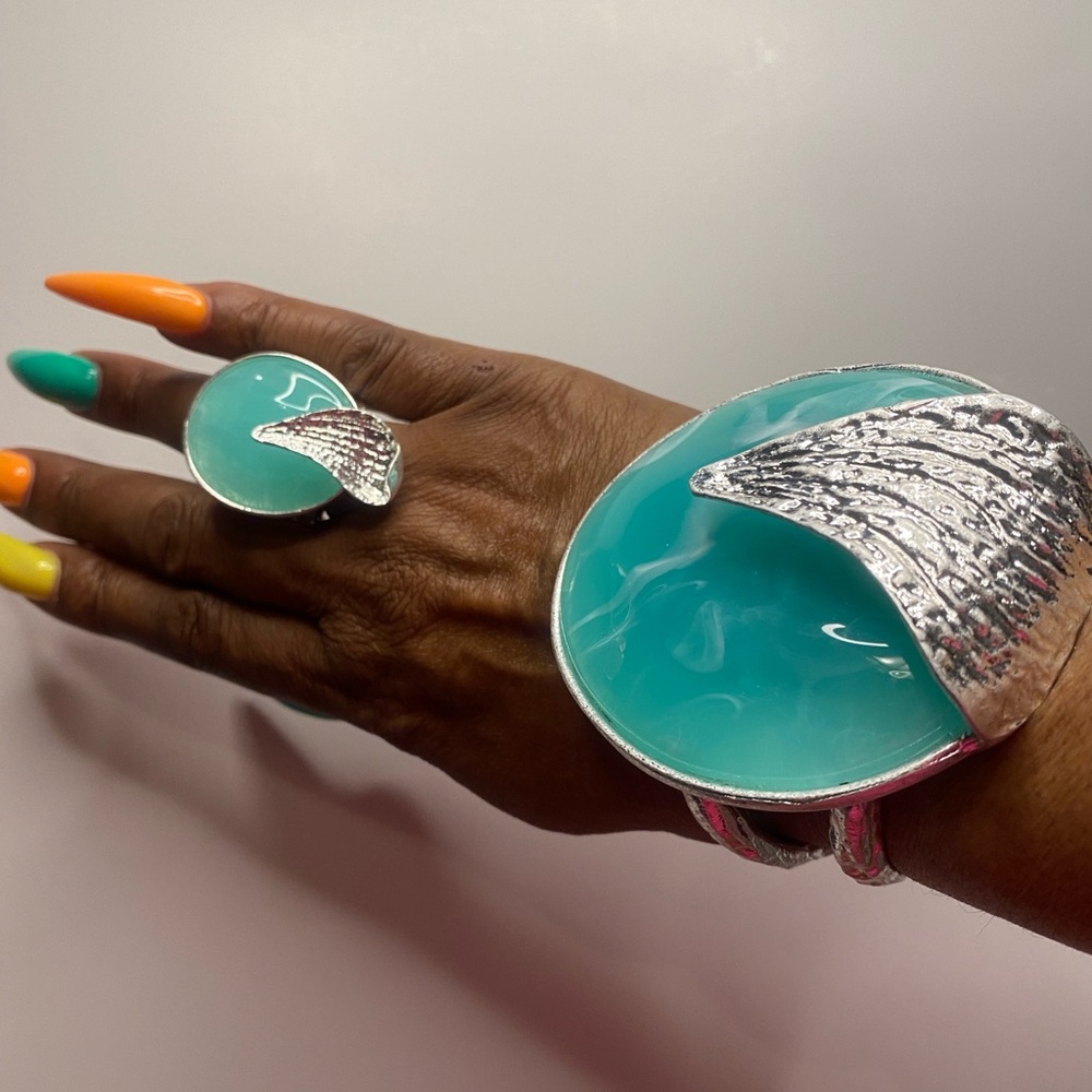Fabulous Silver and Turquoise Bracelet set.
